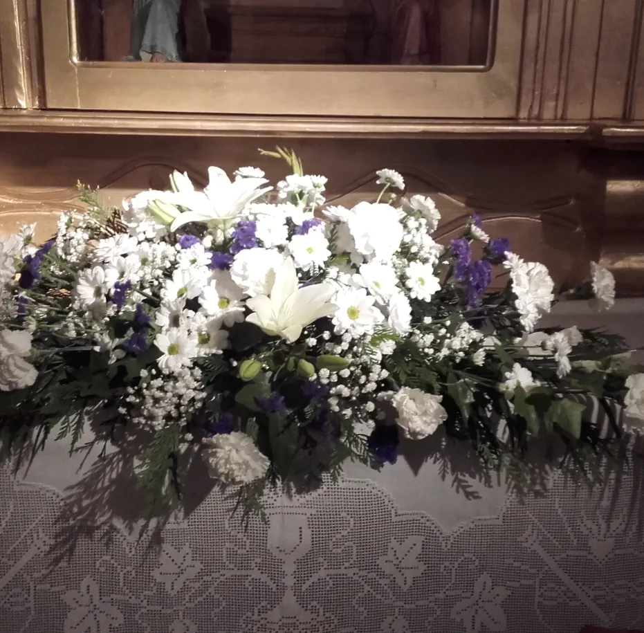 Decoración de bodas y ceremonias, decoración con flores de Iglesias, fiestas y eventos