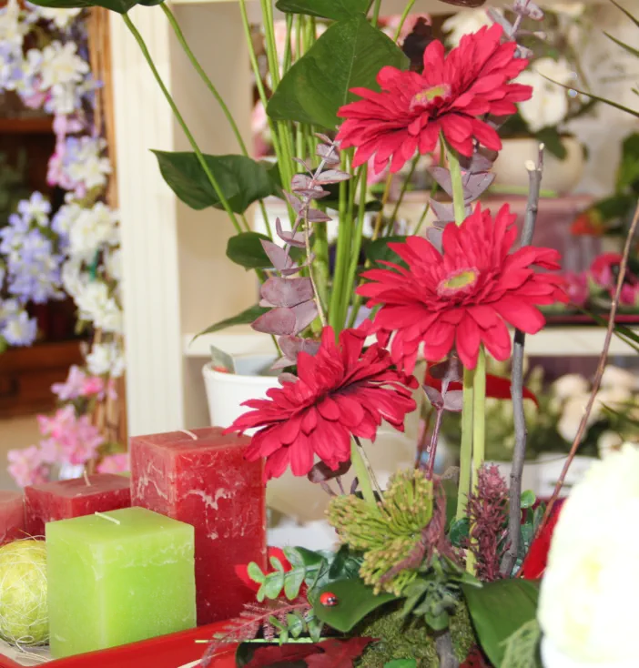 Decoración floral y regalos hechos con flores