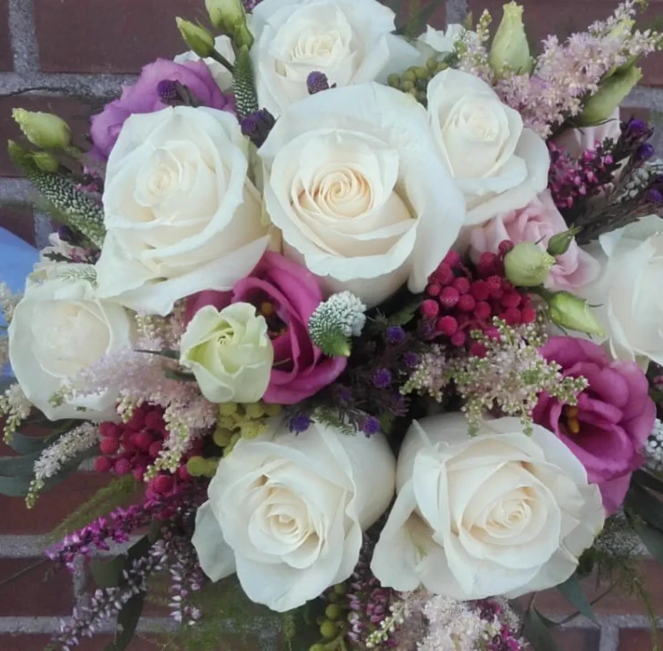 Ramos de Novia Floristería Madreselva Sotillo de la Adrada Ávila Valle del Tiétar Gredos