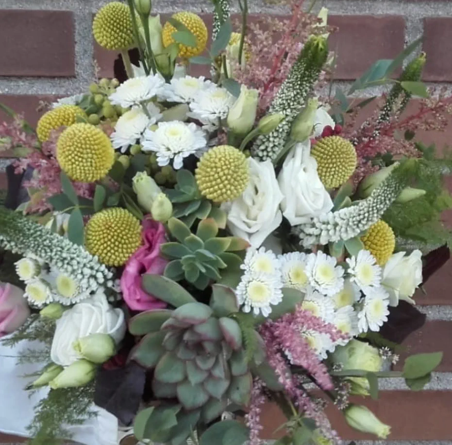 Ramos de Novia Floristería Madreselva Sotillo de la Adrada Ávila Valle del Tiétar Gredos