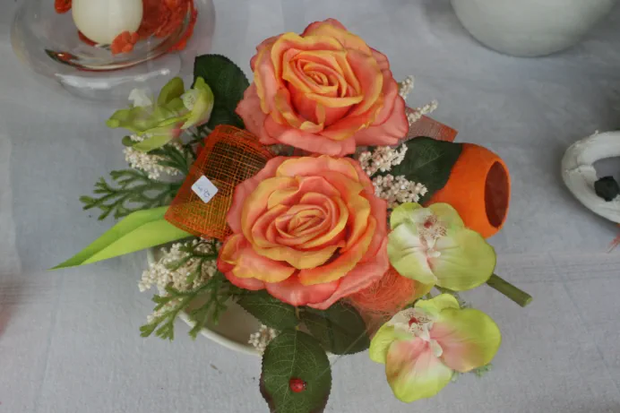 Decoración con flores, adornos florales, regalos de flores de Floristería Madreselva